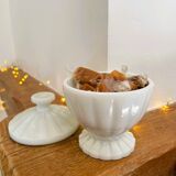 White opaline bonbonnière