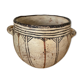 Ancient Berber pot