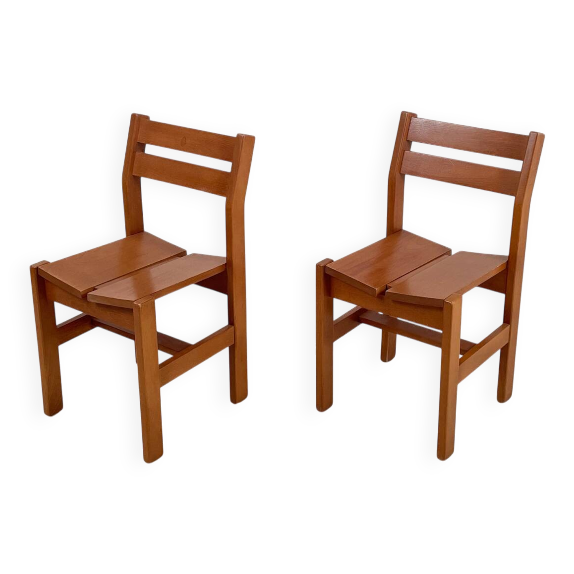 2 Regain chairs for the 1970s arcs.