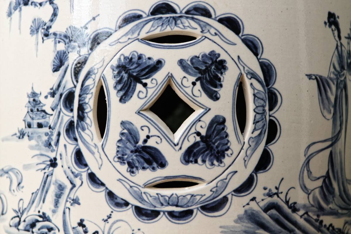 Chinese ceramic stool