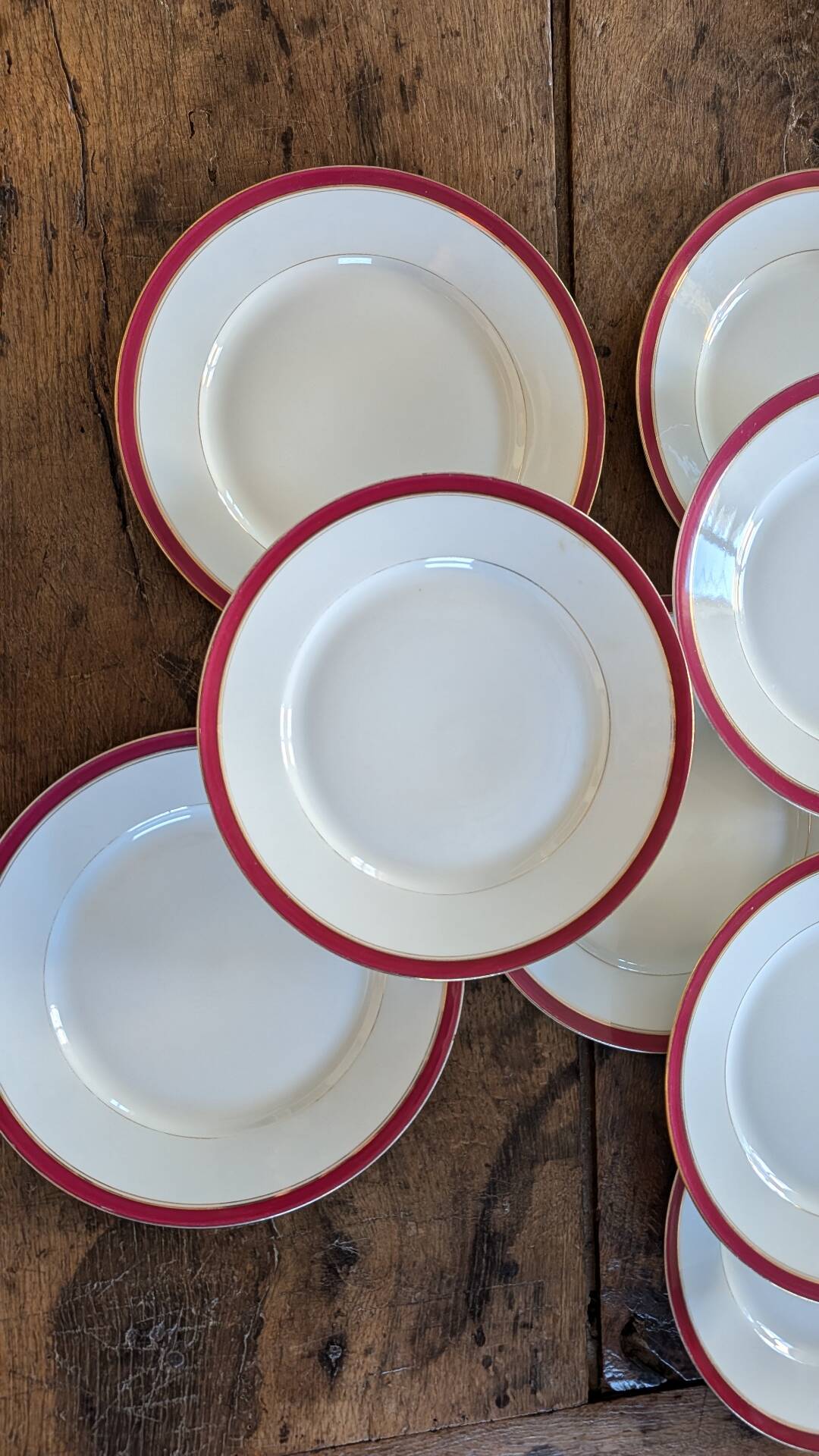 assiettes plates  – Le Grand Dépôt Émile Bourgeois Circa 1900