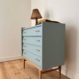 Vintage chest of drawers