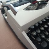 Machine à écrire Adler Tippa S Clavier QWERTY