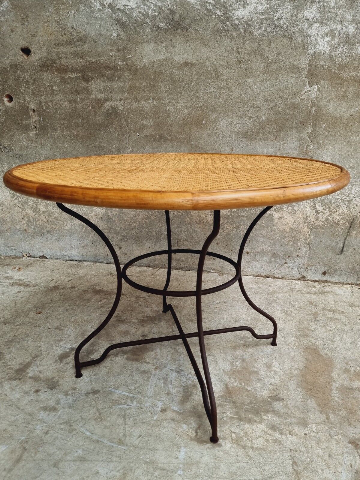 Vintage round table bamboo with iron base 105 cm