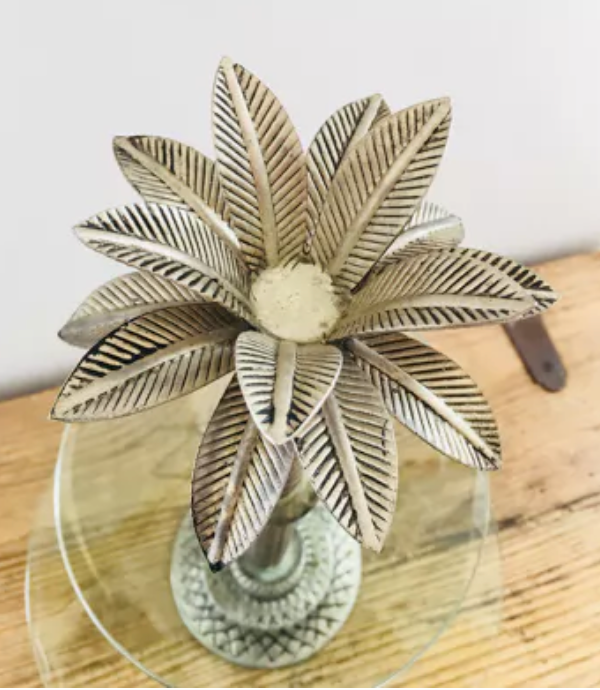 Servant in glass and silver metal palm tree