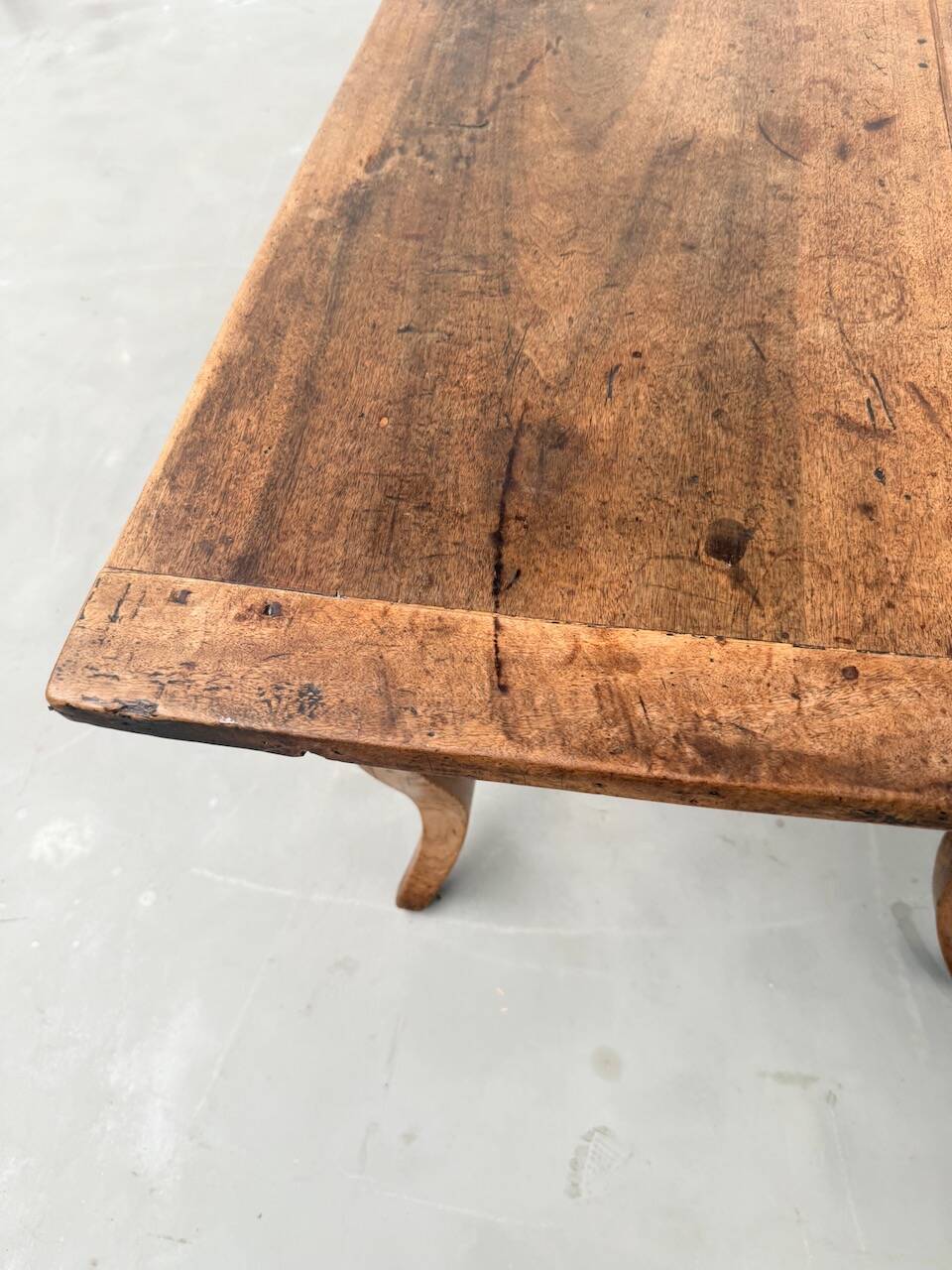 19th century walnut drapery table 2m1