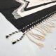 Tapis berbère sur mesure noir et blanc abstrait - Tapis Zanafi Kilim