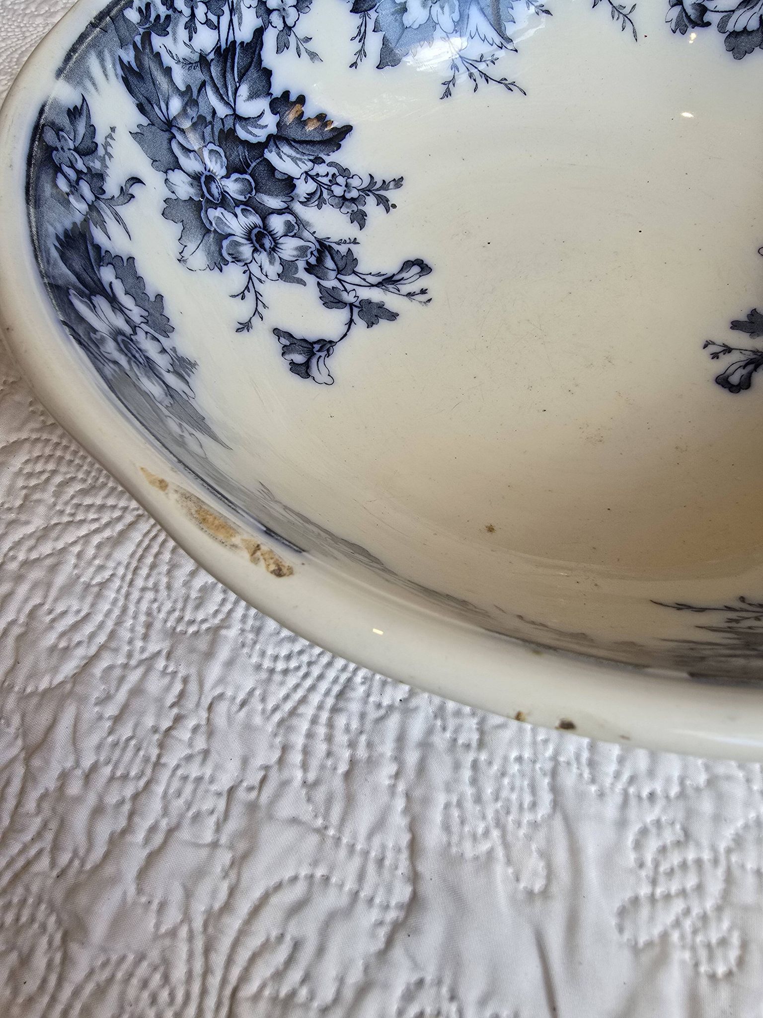 Grande vasque ancienne anglaise A.B & Co modèle May – flow blue floral