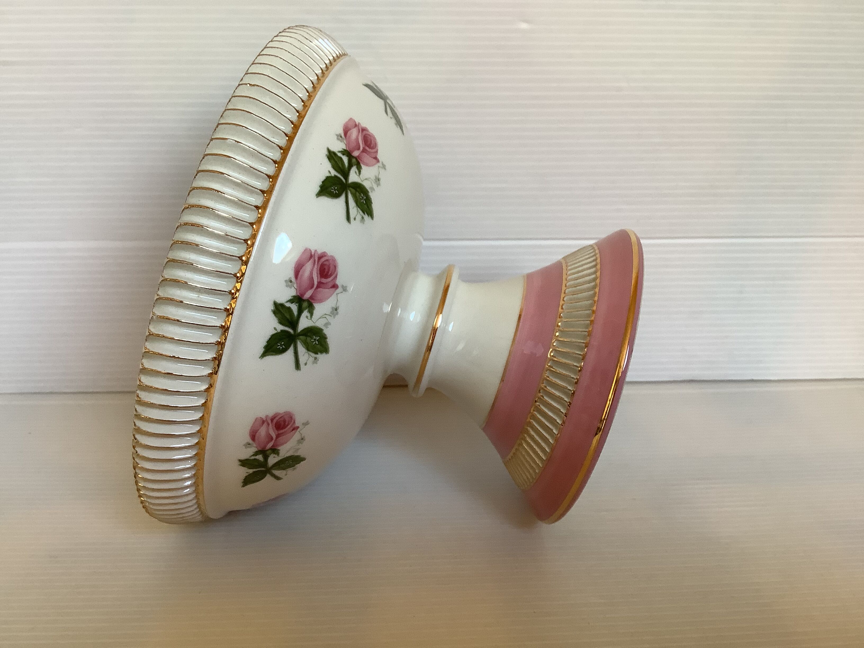 Empty pocket small foot cup pink flowers