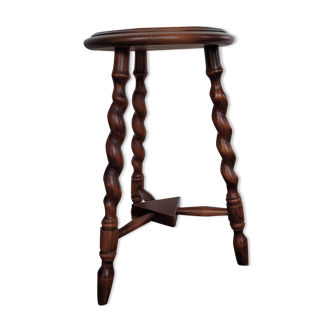 Tabouret tripode