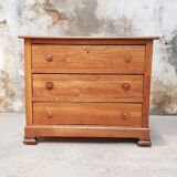 Antique chest of drawers in solid oak