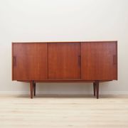 Enfilade en teck, design danois, années 1960, production : Danemark