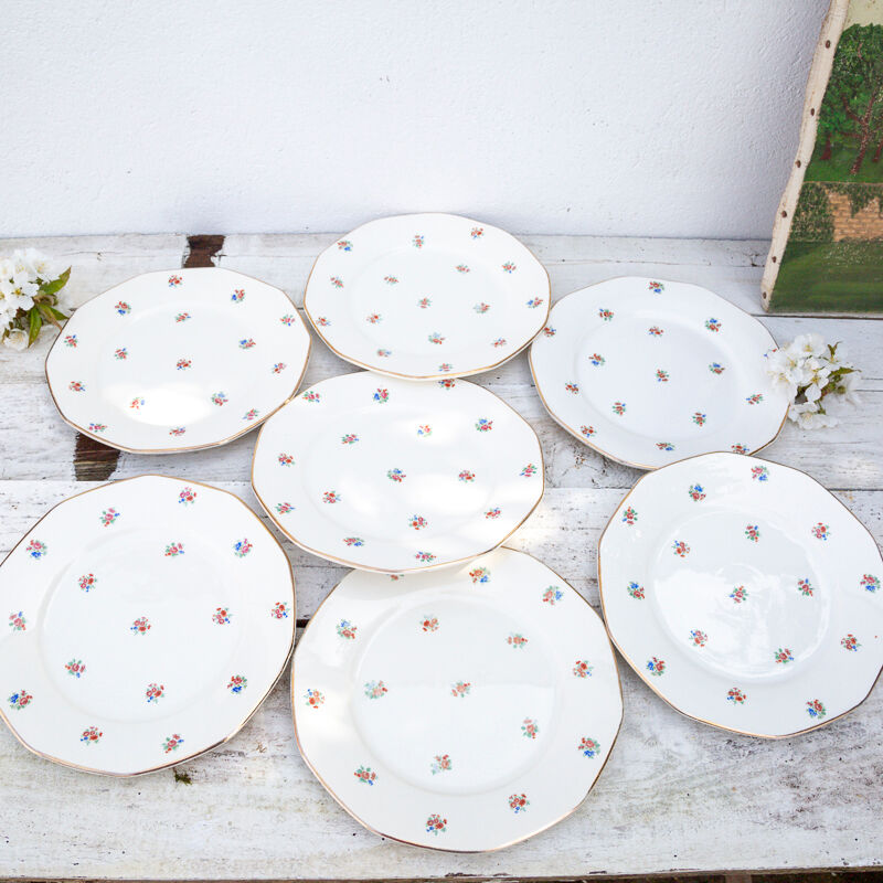 6 flat plates pattern small flowers signed Sarreguemines