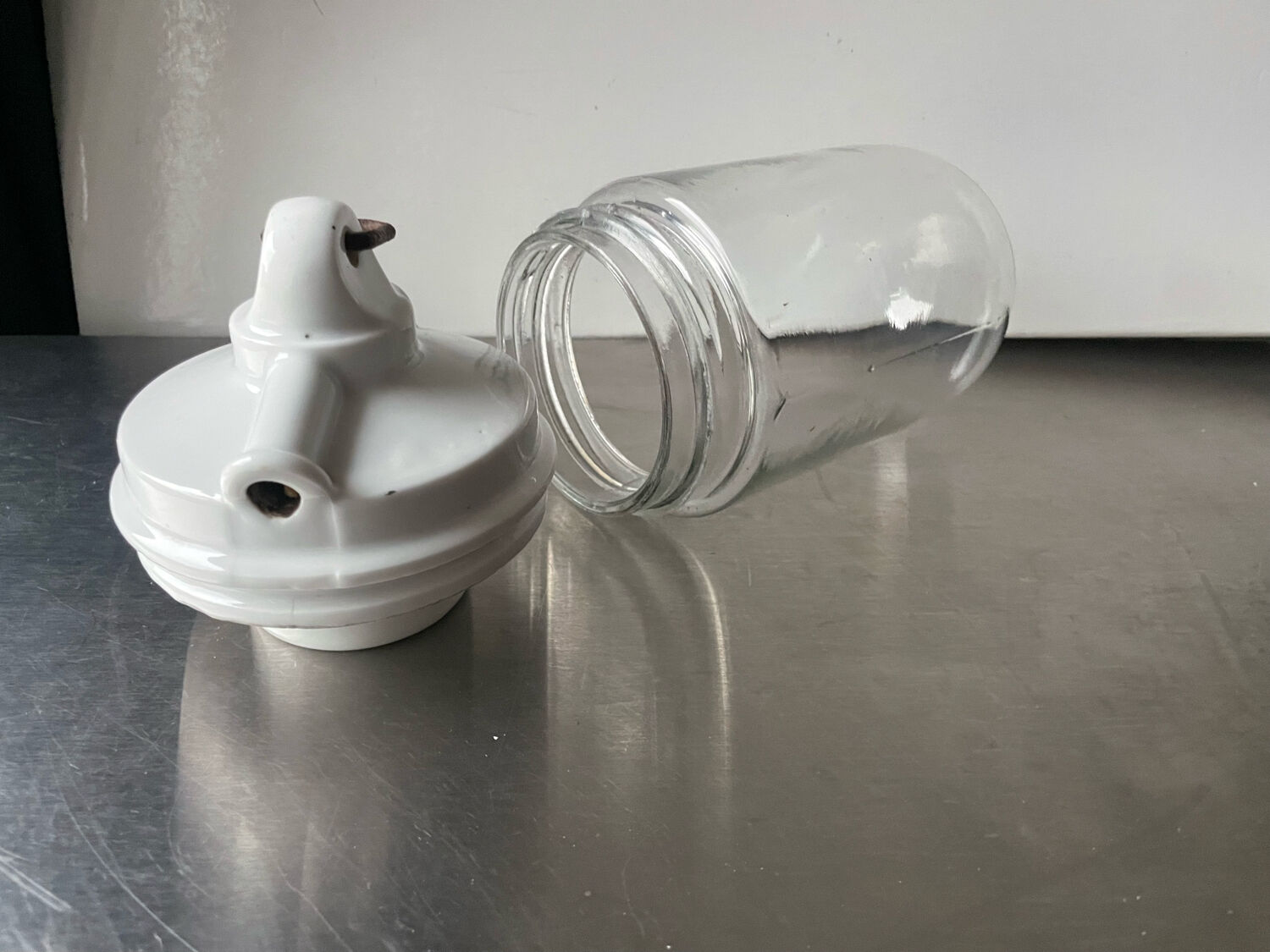 Art Deco ceiling pendant lamp in porcelain & glass