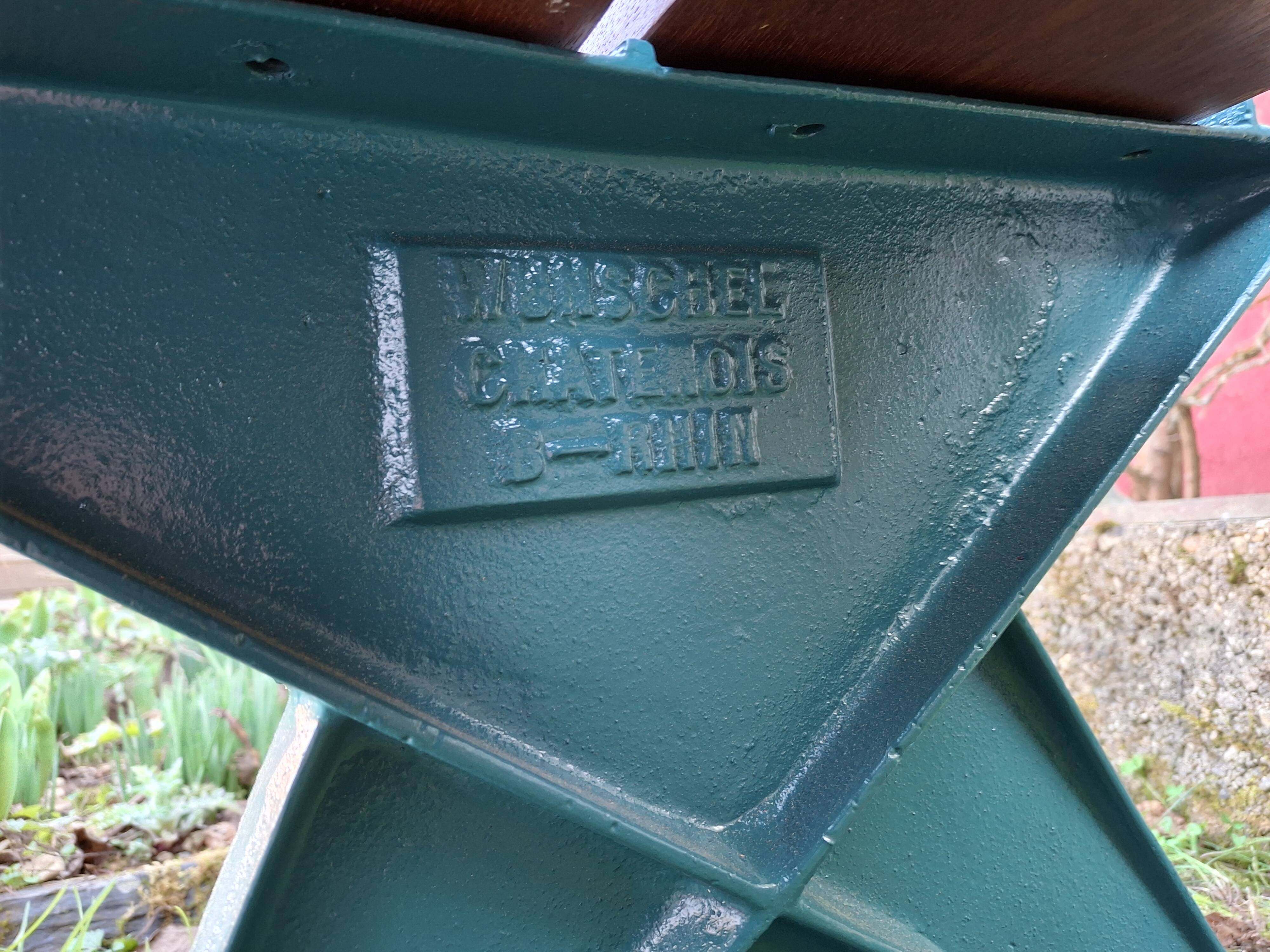 Garden bench, cast iron legs and exotic wood