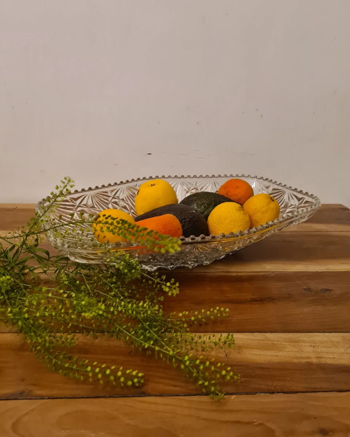 Cut glass fruit basket 70 ́s