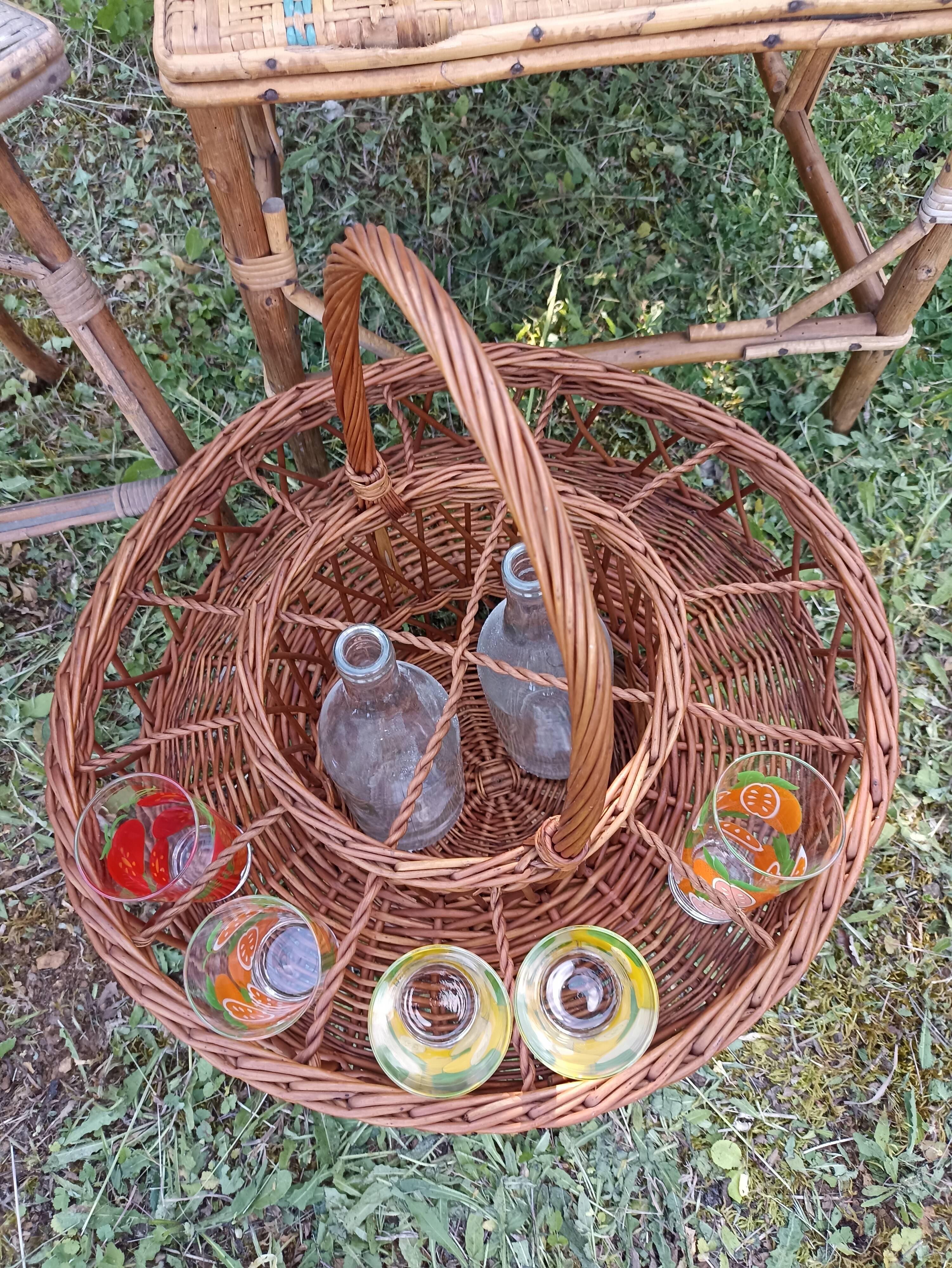 Wicker aperitif basket