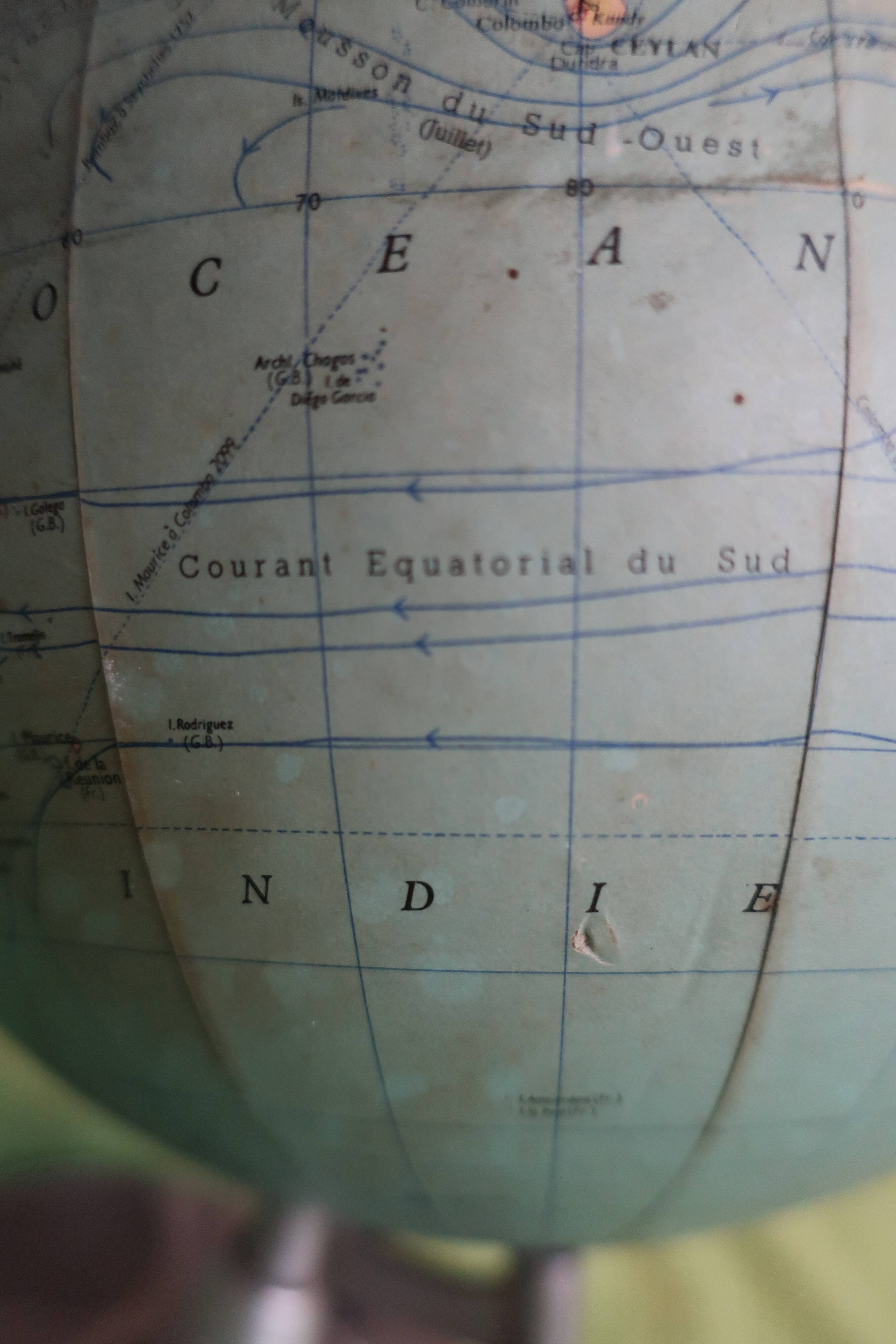 Taride terrestrial globe 1962 aluminum base