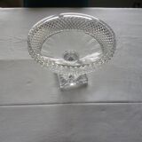 Coupe sur pied en cristal taillé