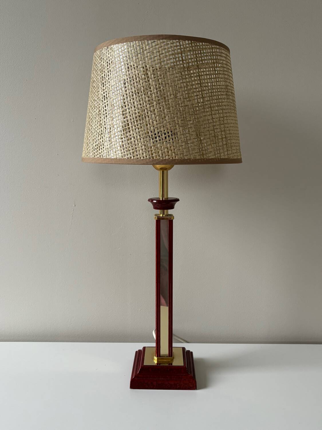 R DeSchuytener column lamp