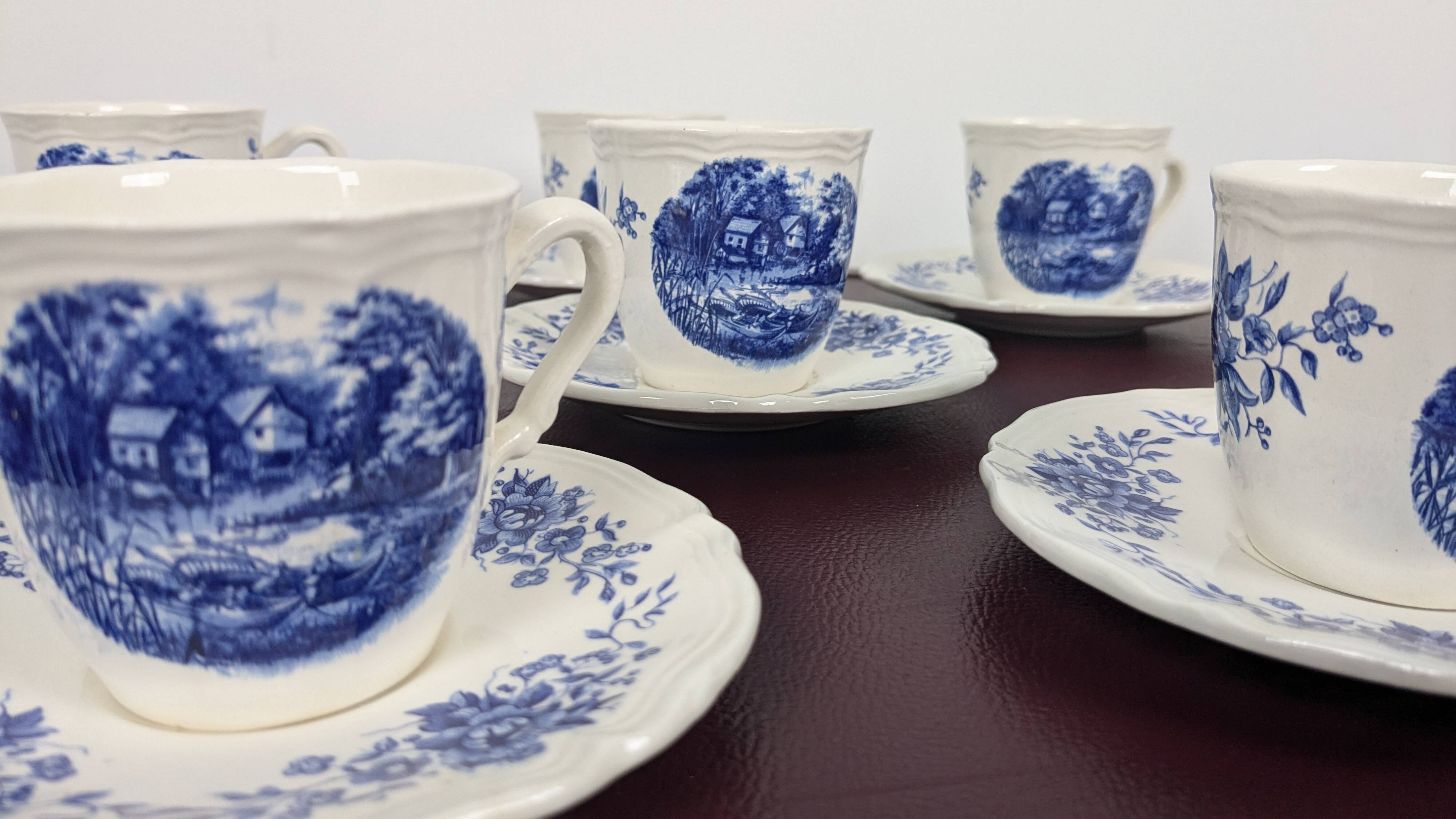 16-piece ceramic coffee set from Sarreguemines