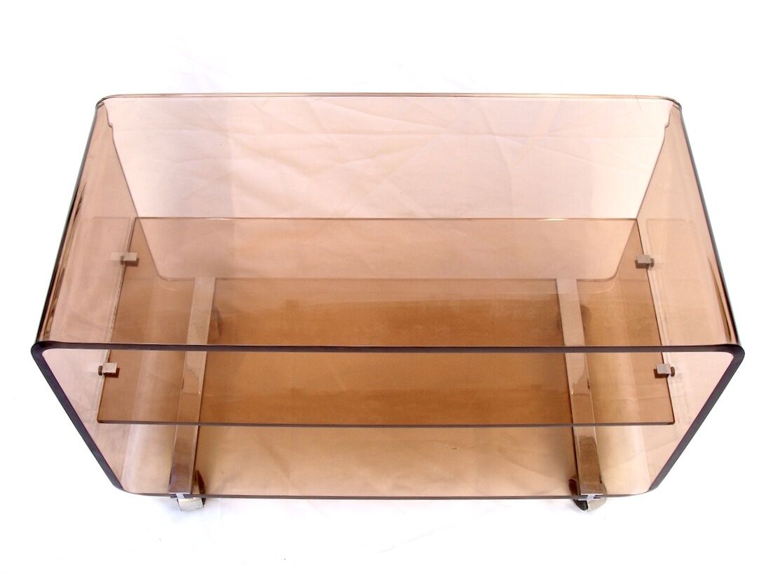 Plexiglas design rolling coffee table