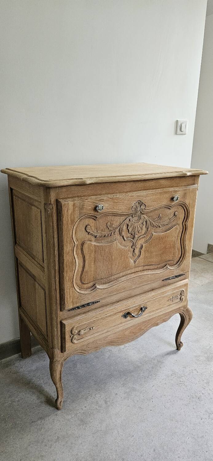 Storage unit, Louis XV style bar