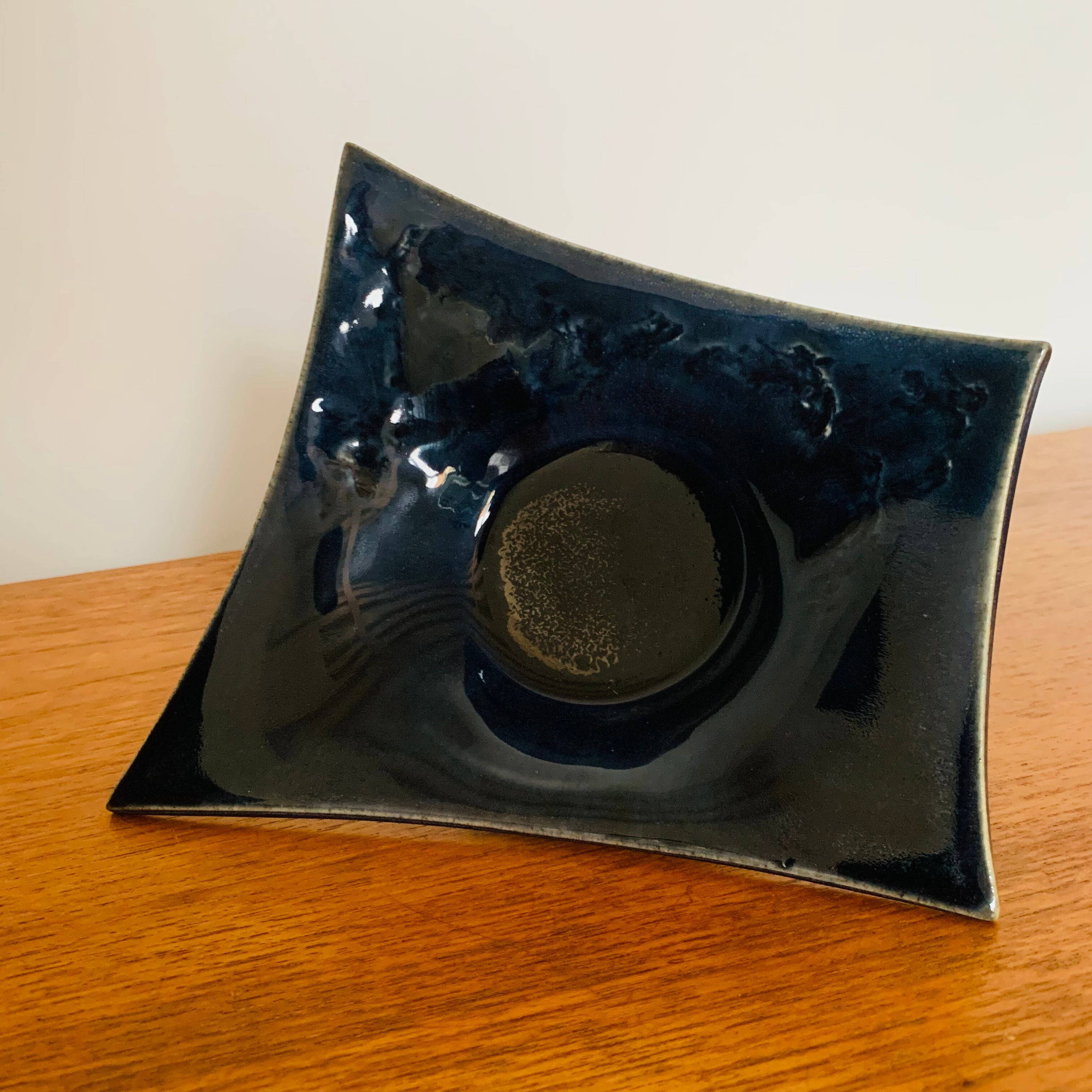 Bowl, vintage empty pocket