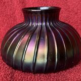 Vase with flat ribbed iridescent glass "peacock feather"