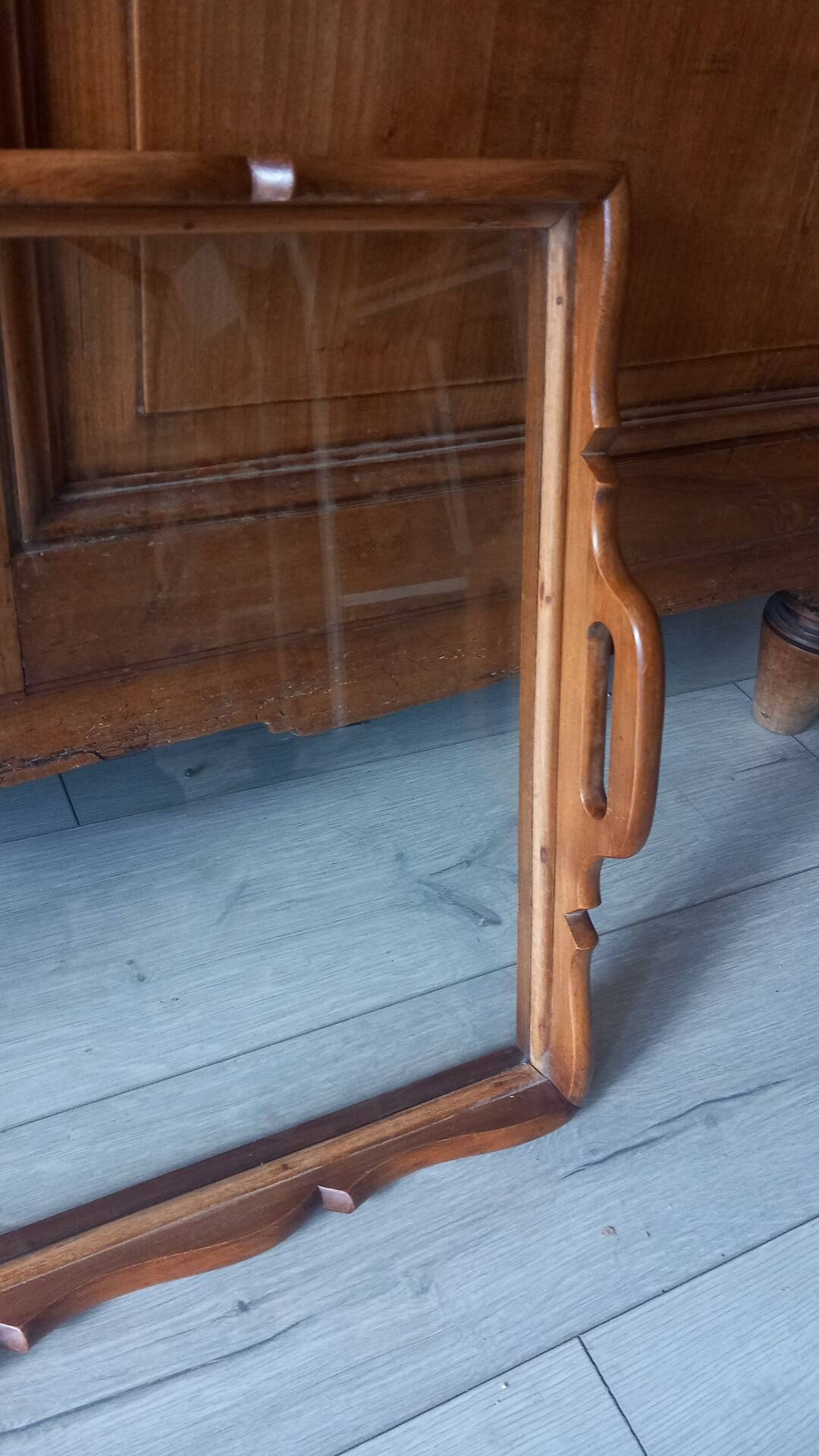 Grand plateau de service bois et verre années 50