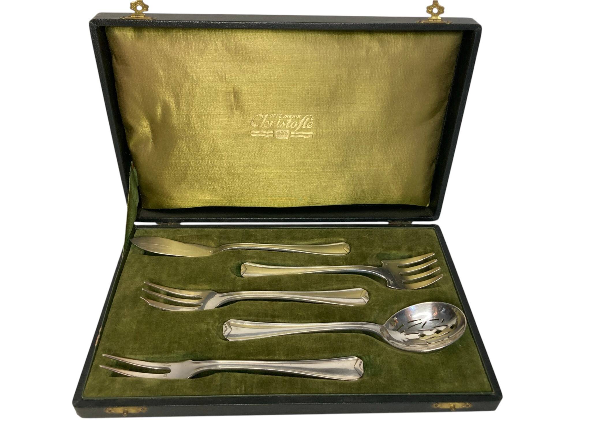 Tableware, silver-plated metal confectionery service by Christofle circa 1940.