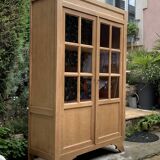 Parisian glass cabinet from La Samaritaine, 1960