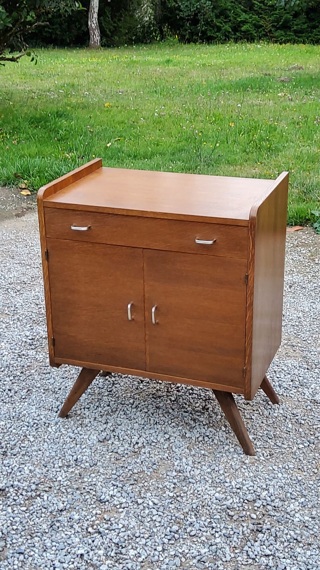 Vintage oak chest of drawers feet compass and fins of the 50s 2 doors 1 drawer