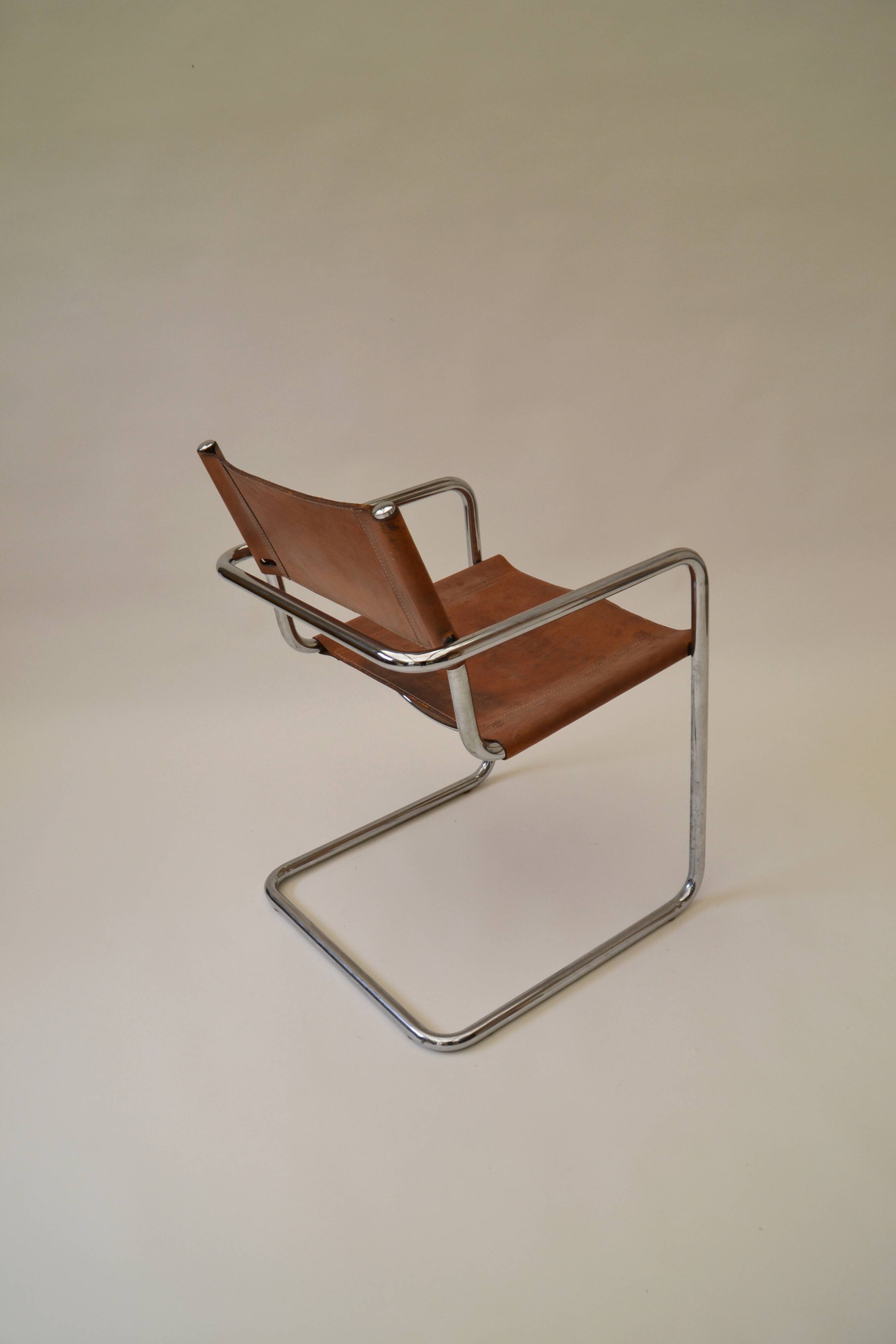 Paire de fauteuils “MG5” d’après Marcel Breuer édition Matteo Grassi, des années 70