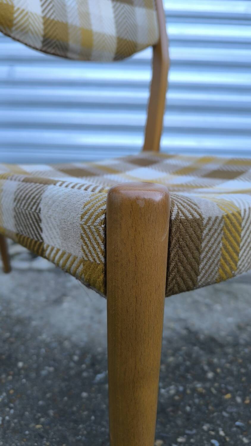 Set of 4 Scandinavian chairs 1970