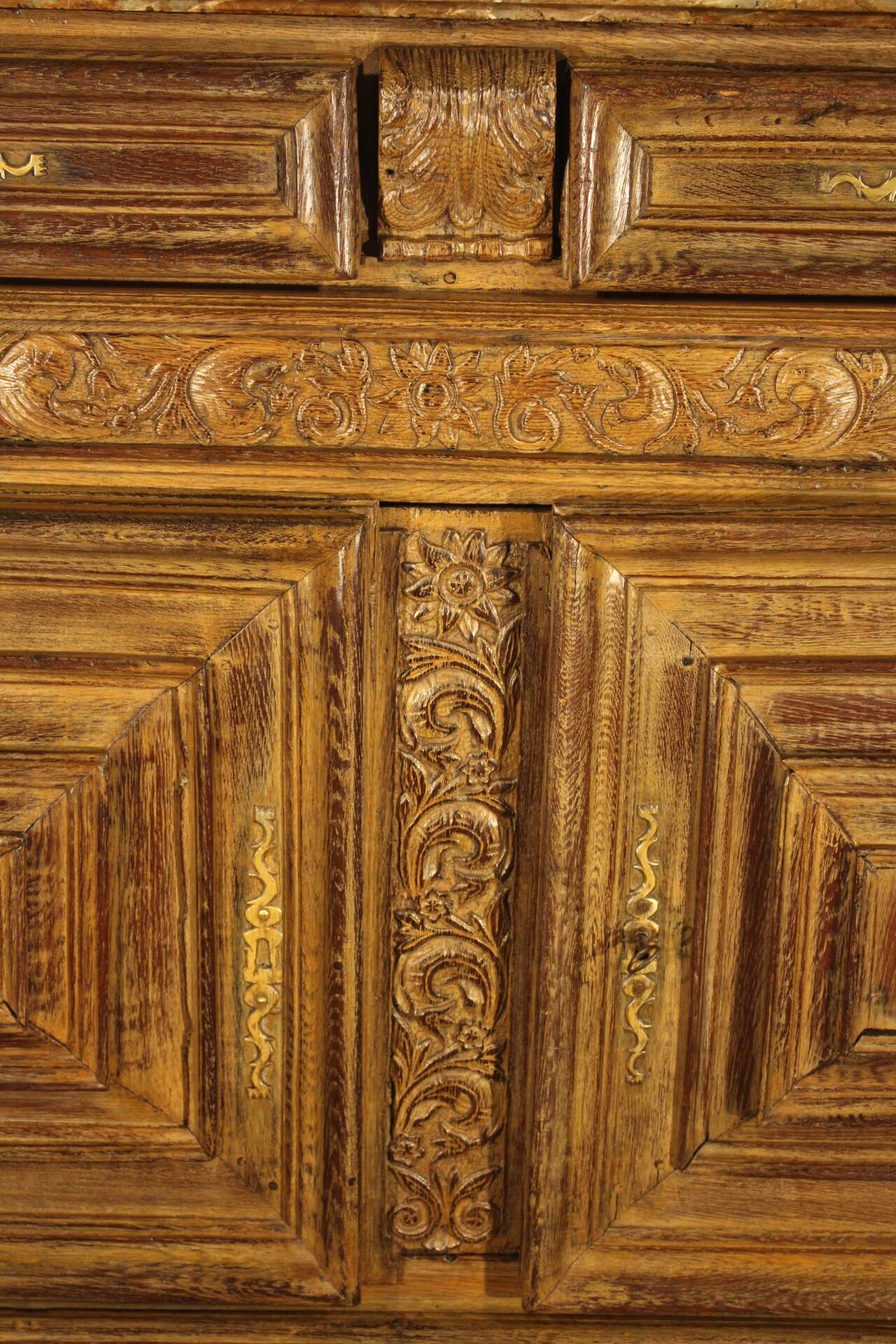 Bahut de chasse 18e siècle