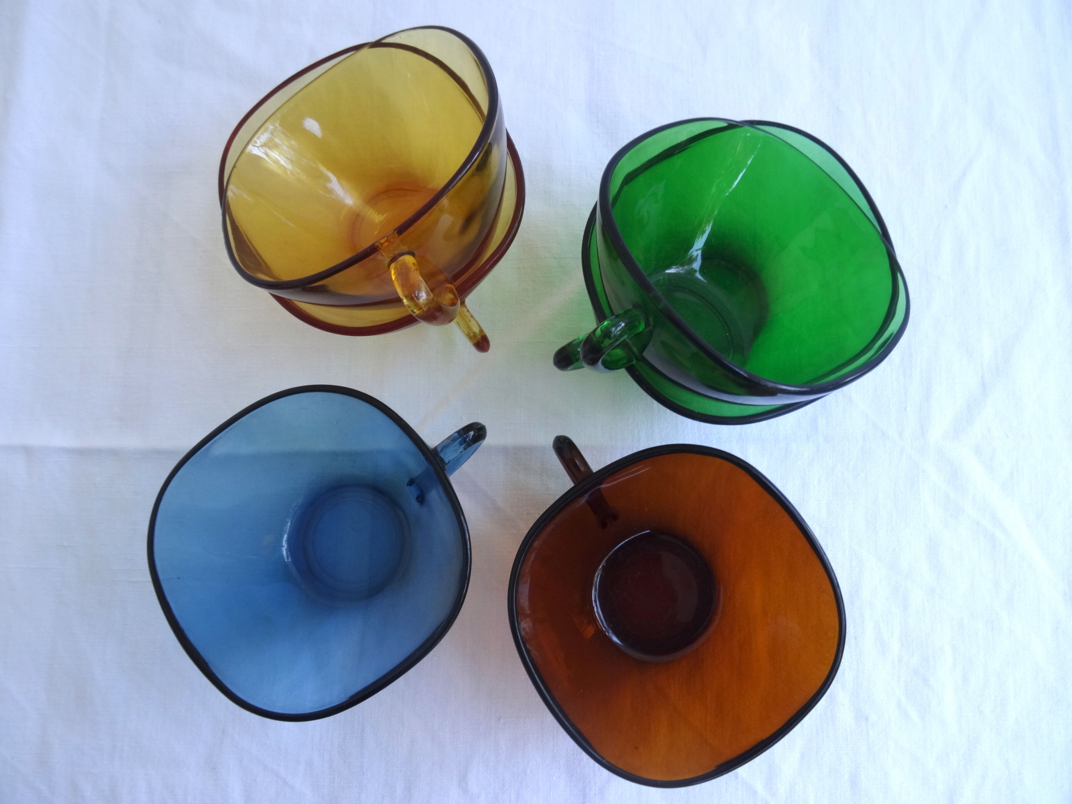 Lot of 6 cups Vereco