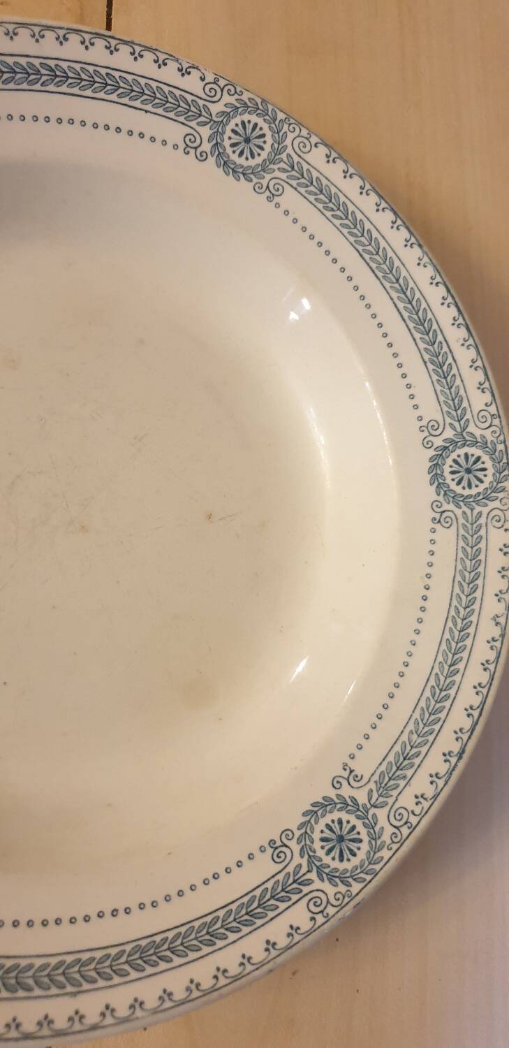 Assiette creuse, service "Carina" de Sarreguemines