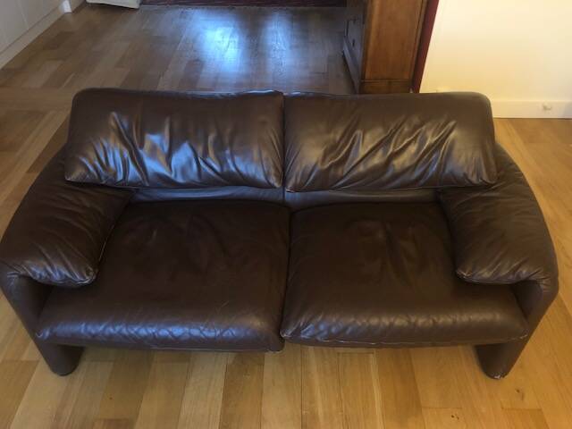 2-seater Maralunga leather sofa from Cassina