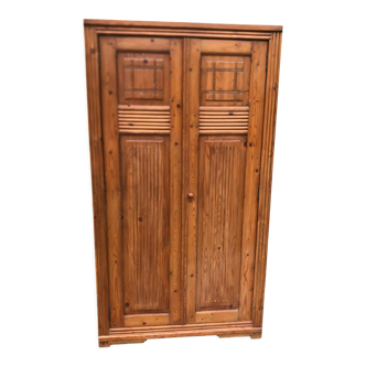 Art Deco wardrobe year 40