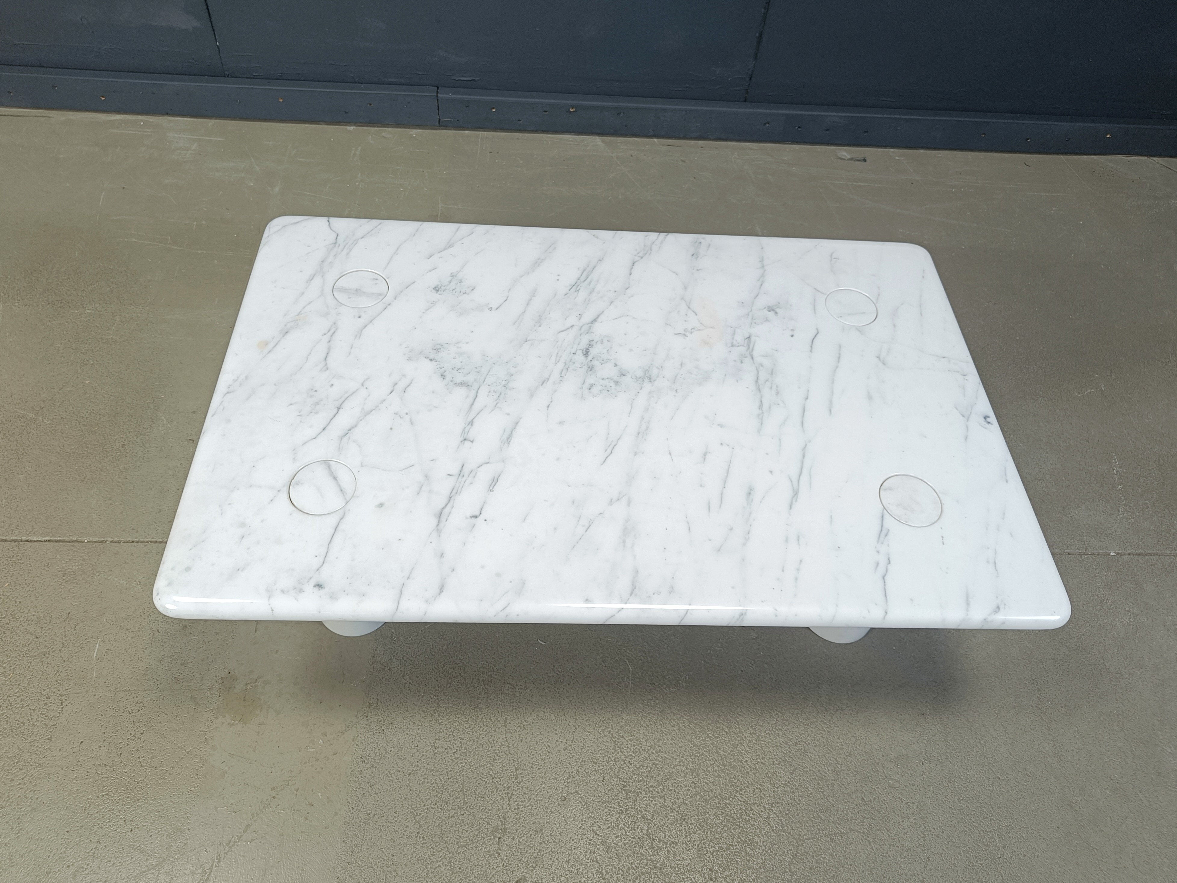 Angelo Mangiarotti carrara marble coffee table for Up&Up, Italy