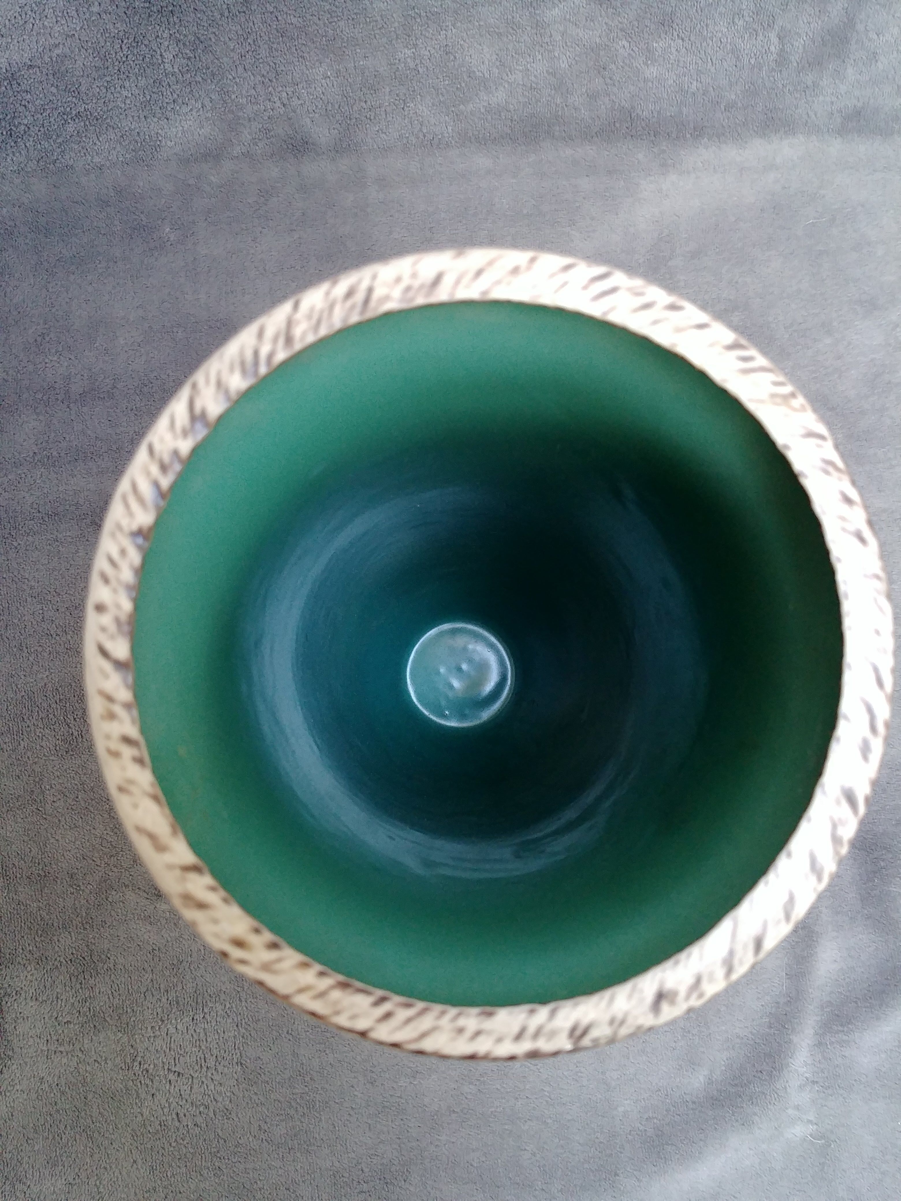 Vase en grès signé par l'artiste Waillault