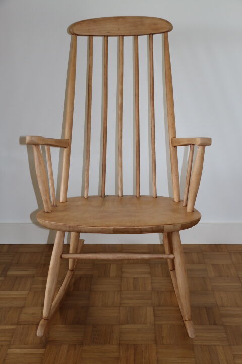 Scandinavian rocking-chair light beech