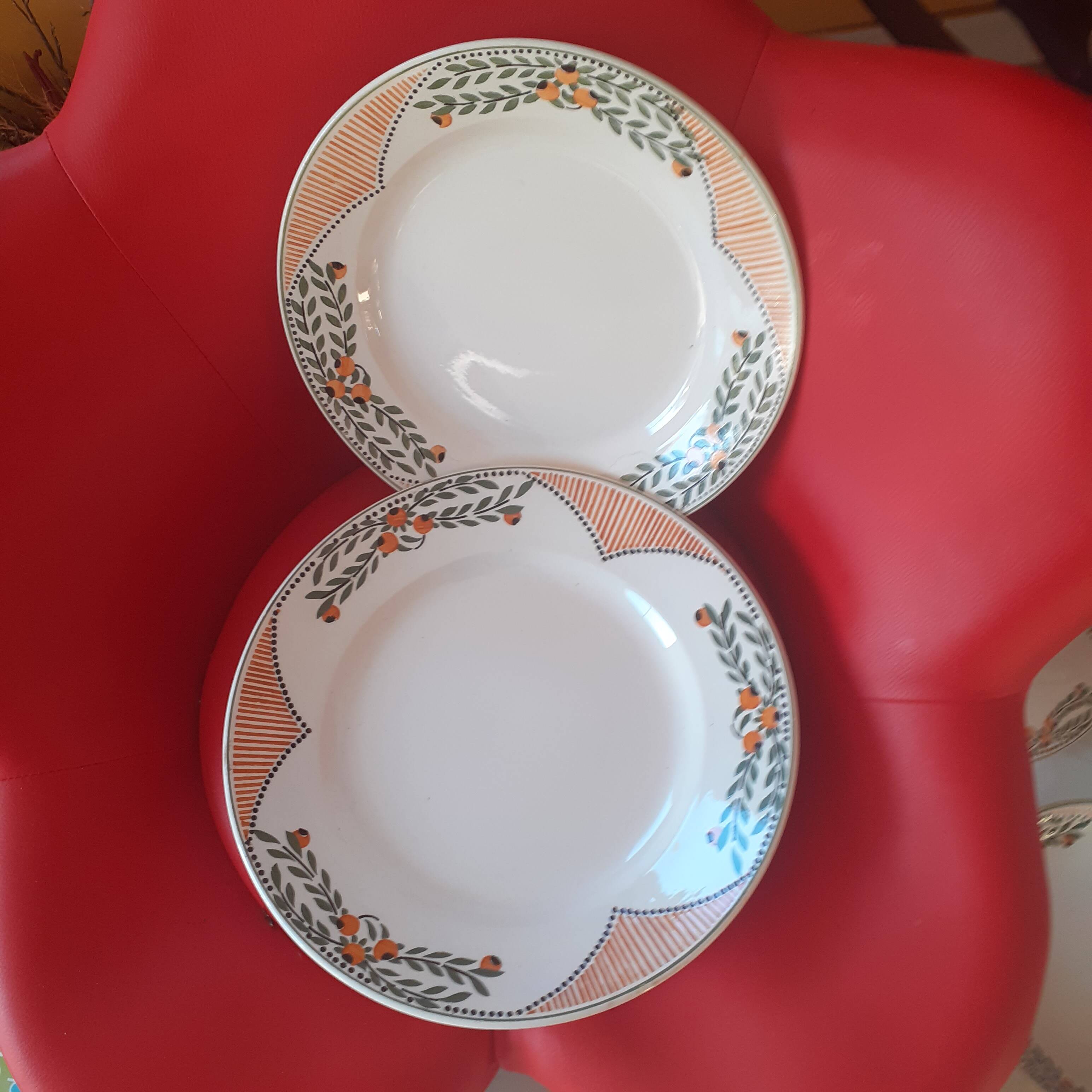 2 dishes enamel decoration Longwy. Model Antibes.