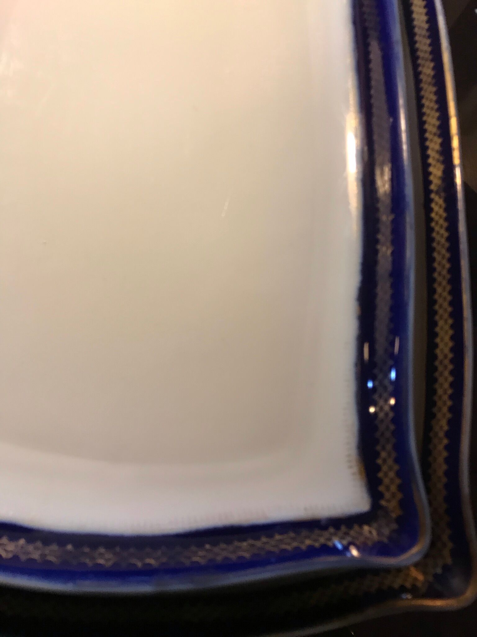 Series of 3 imperial porcelain trays Russia Kuznetsov