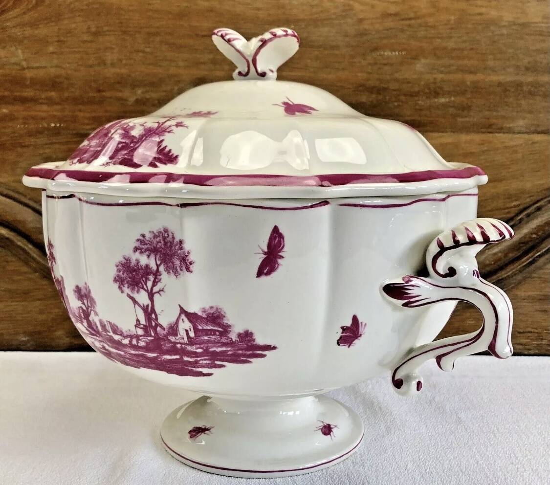 Antique large Gien vegetable soup tureen, pink landscape model, 1938/1960