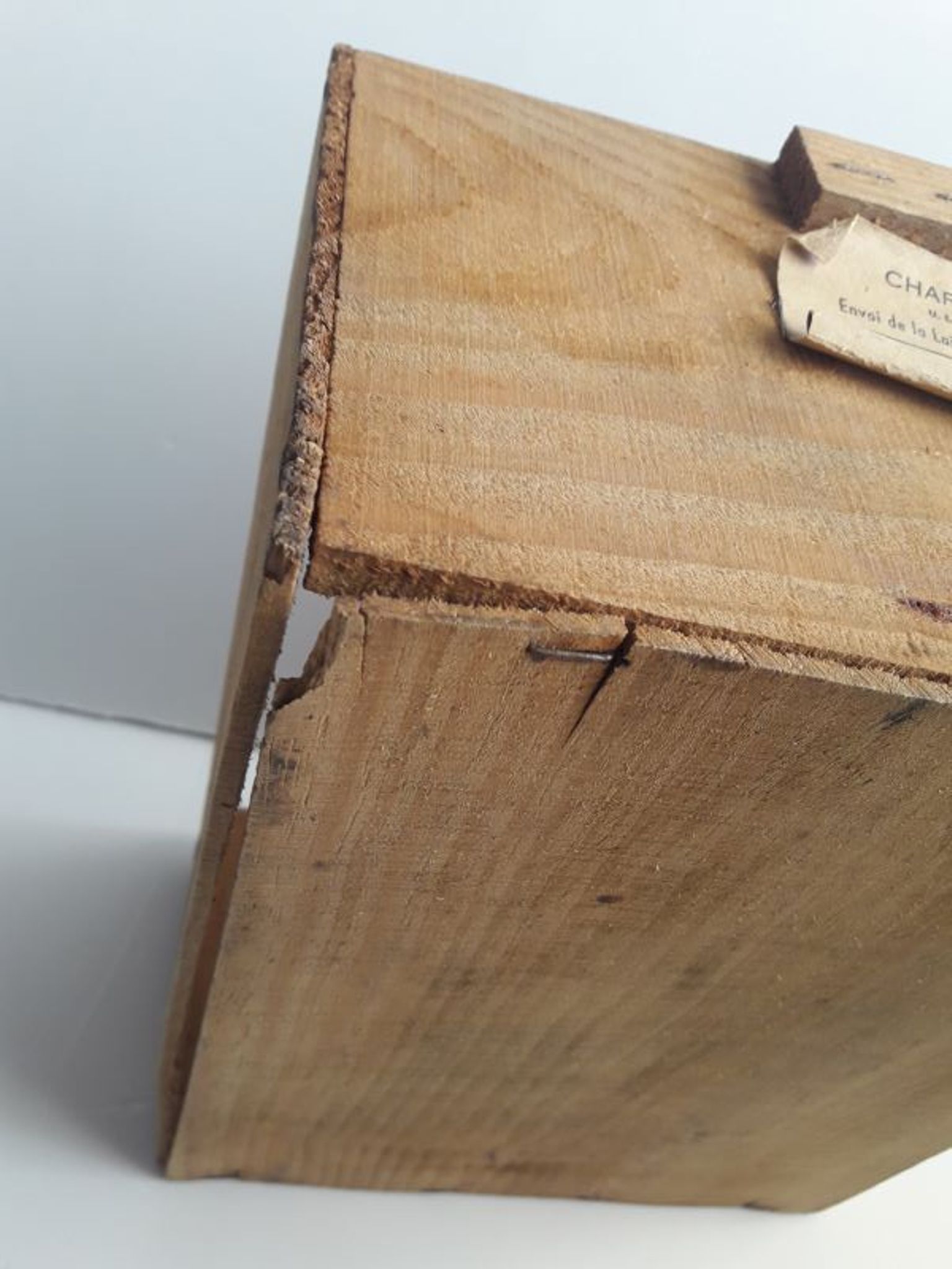 Caisse bois laiterie Charentes
