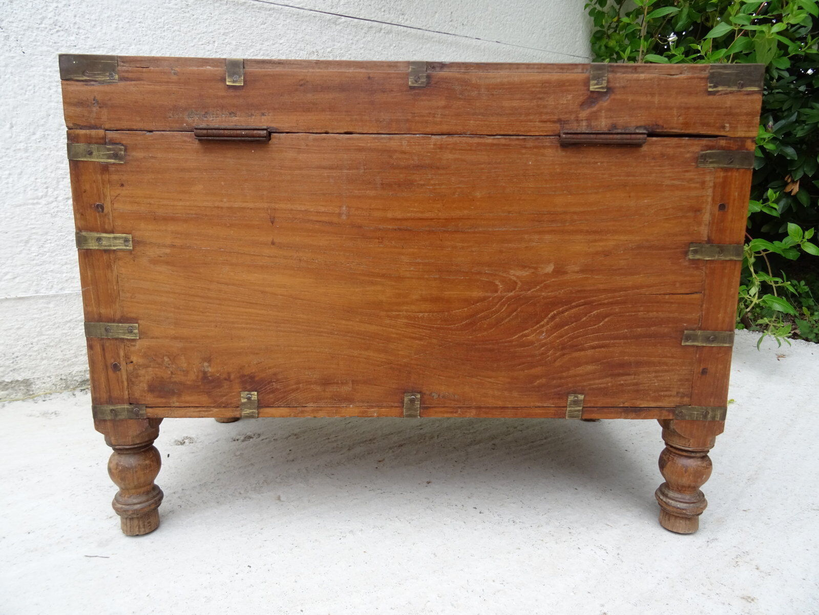 Naval officer chest in camphor