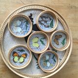 6 under glasses and its tray