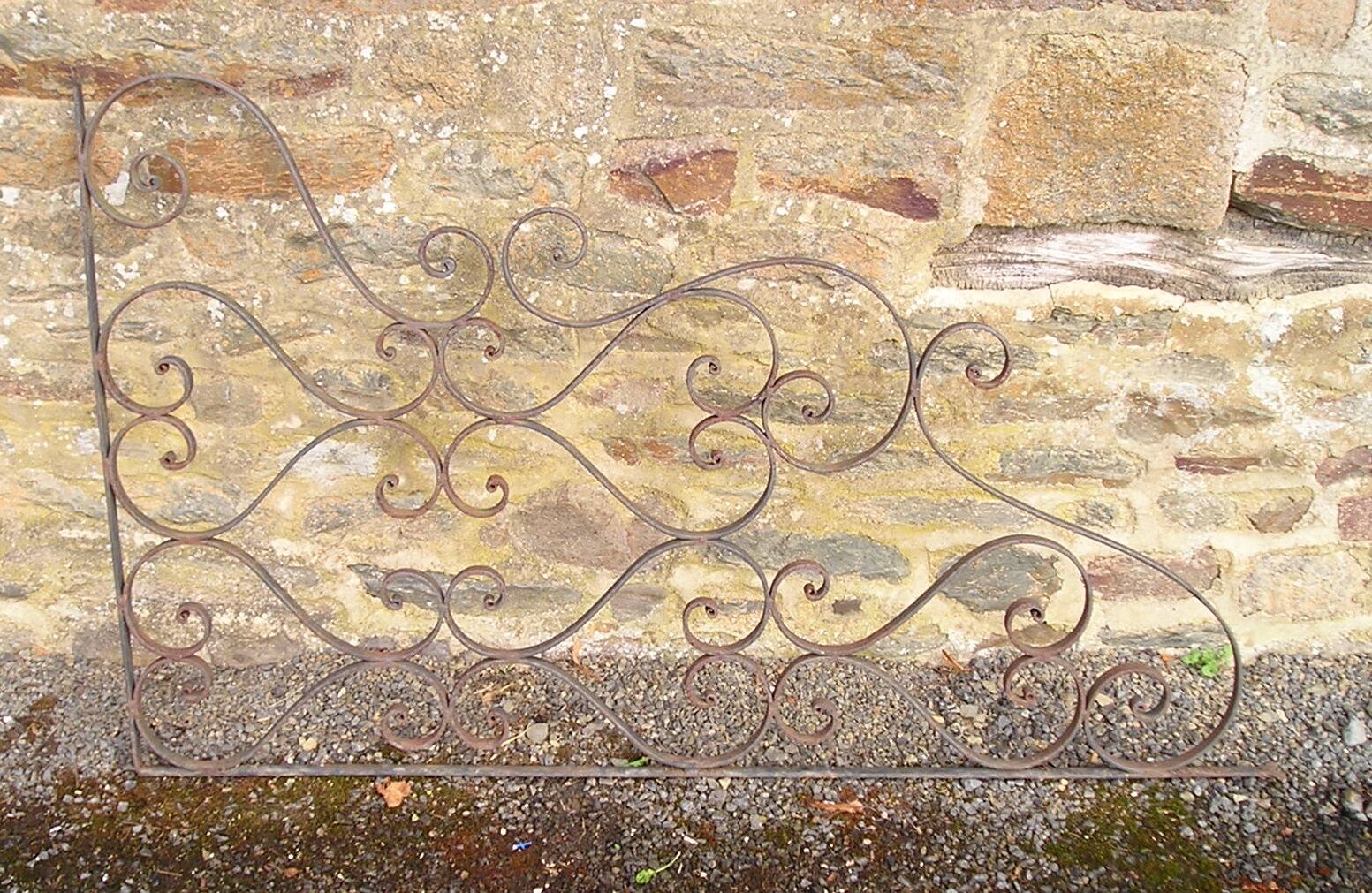 Grille de séparation en fer forgé